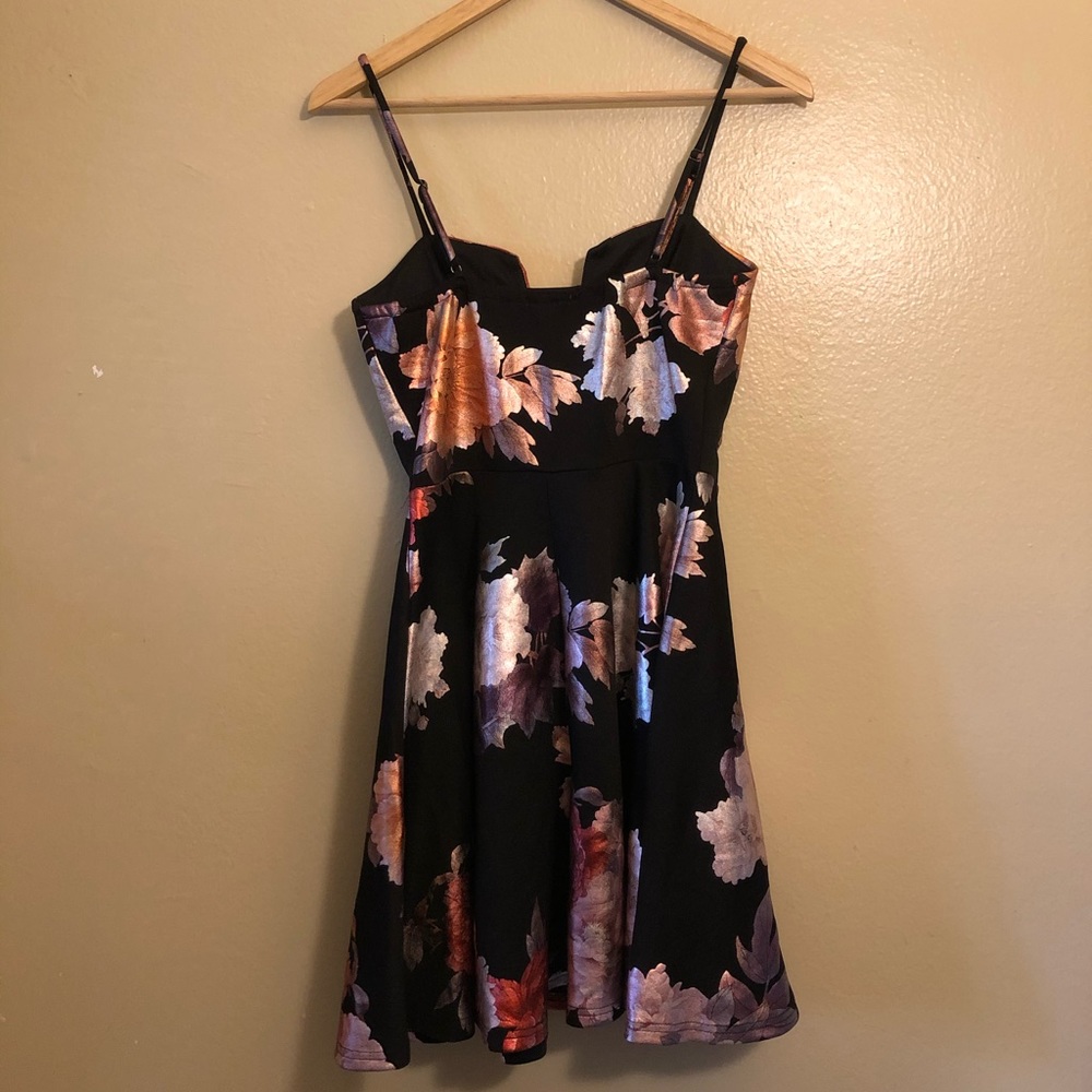 Cocktail Dress - Picture 4 of 4